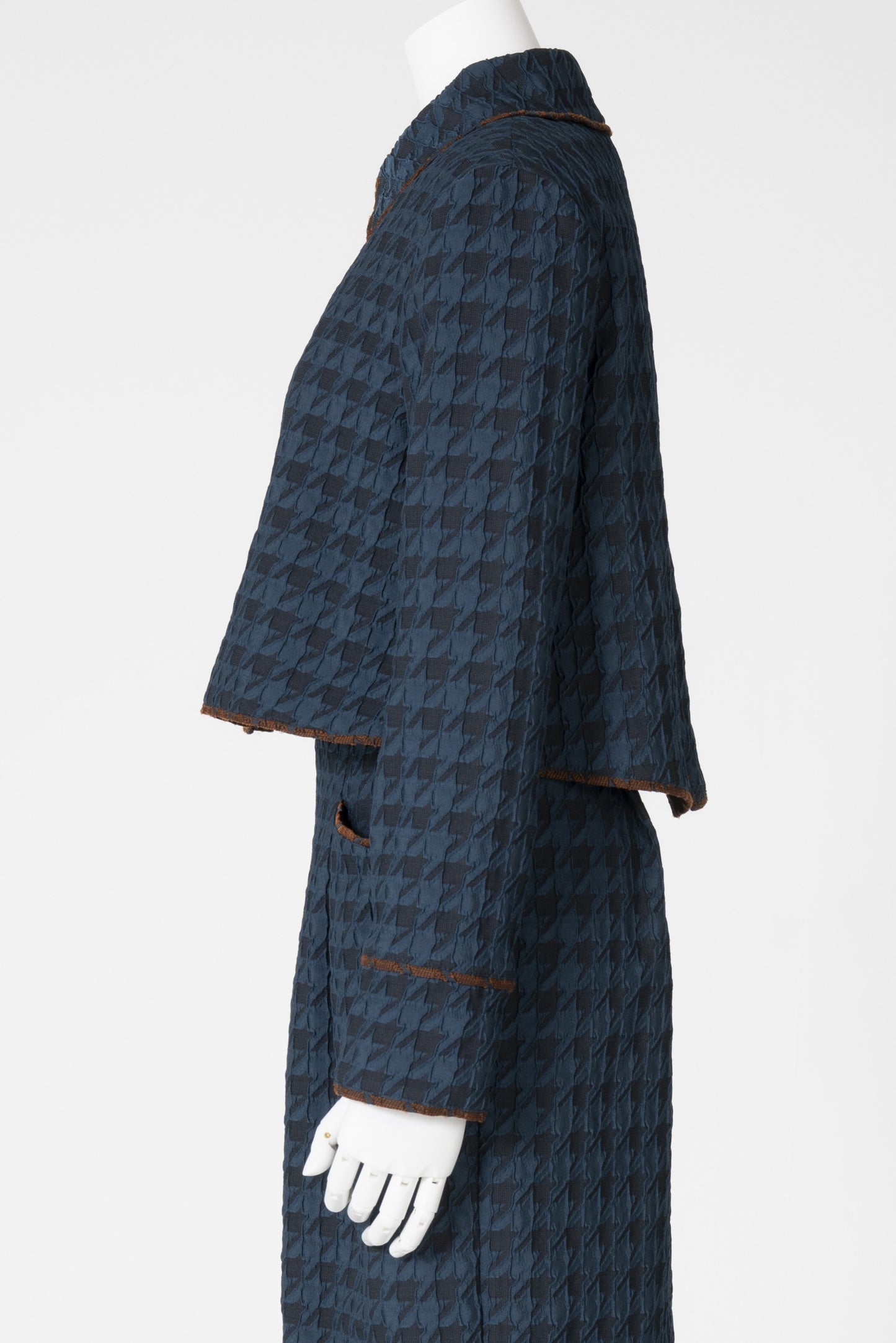 千鳥柄ふくれジャガード襟付きショートジャケット