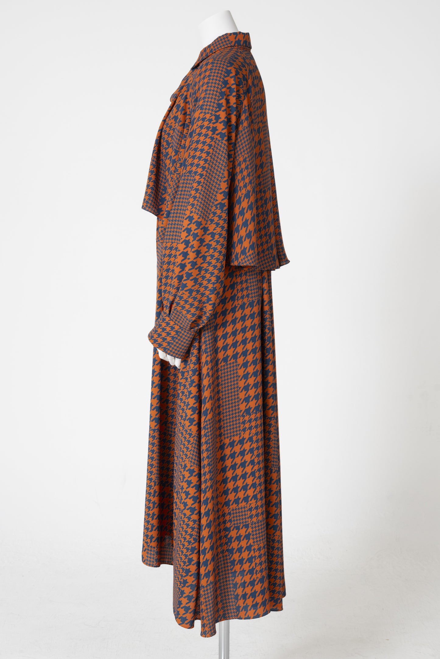 千鳥プリント長袖レイヤードフレアーワンピース