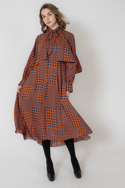 千鳥プリント長袖レイヤードフレアーワンピース
