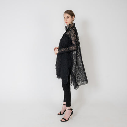 チュールエンブレースロングカフスオーバーブラウス