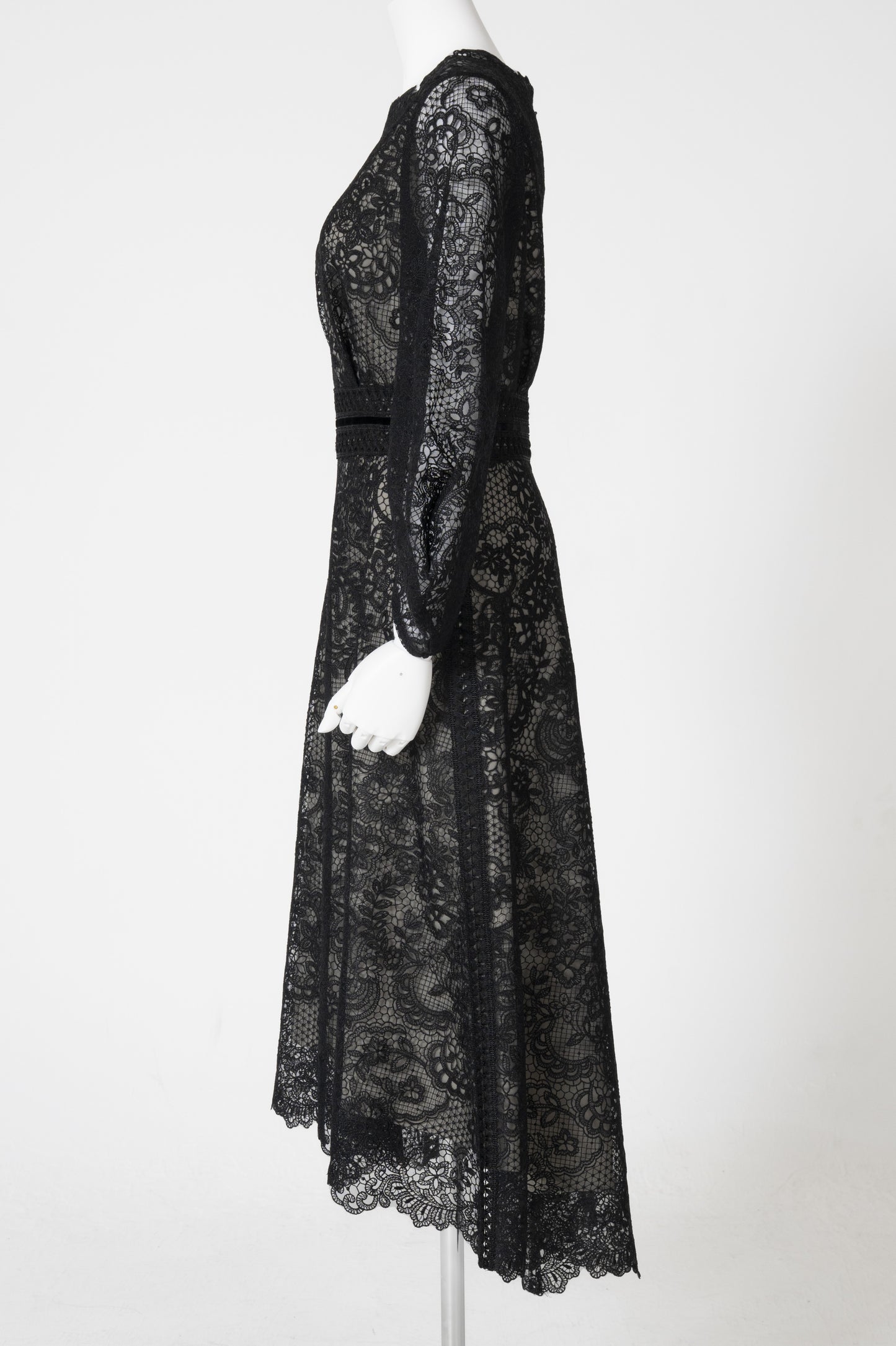 チュールエンブレースビロウィスリーブフレアーワンピース